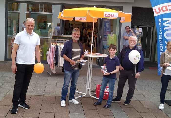 Marktstand zur Kommunal- und Bürgermeisterwahl 2020.